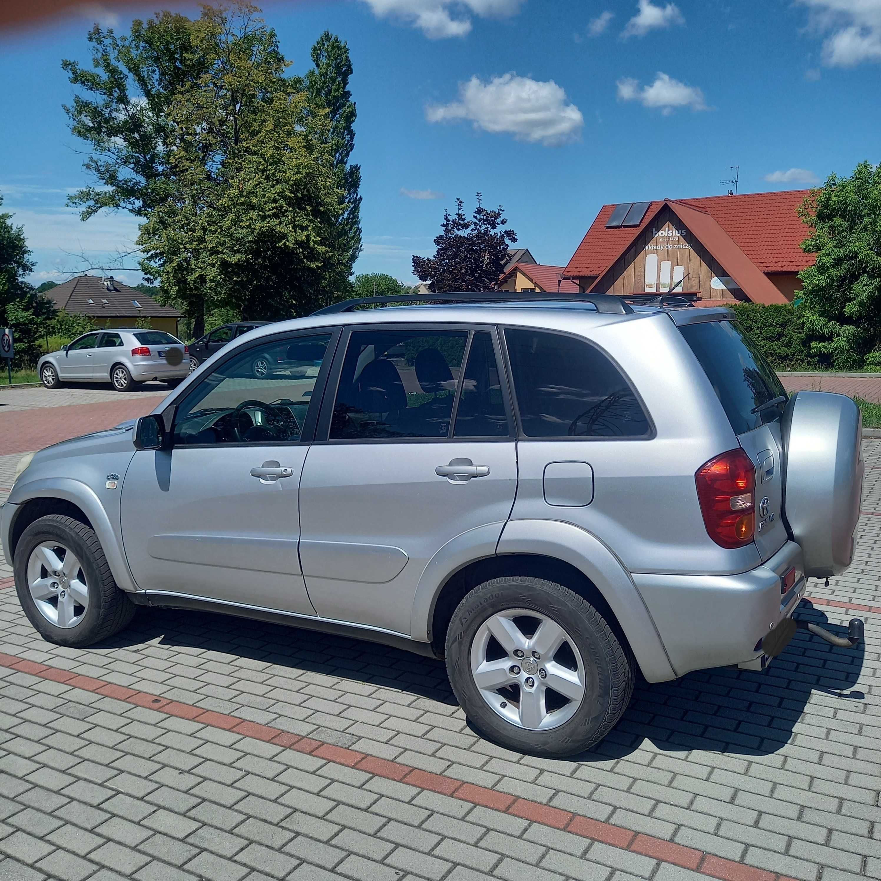 Toyota RAV4 II  2.0 D-4D 4X4
