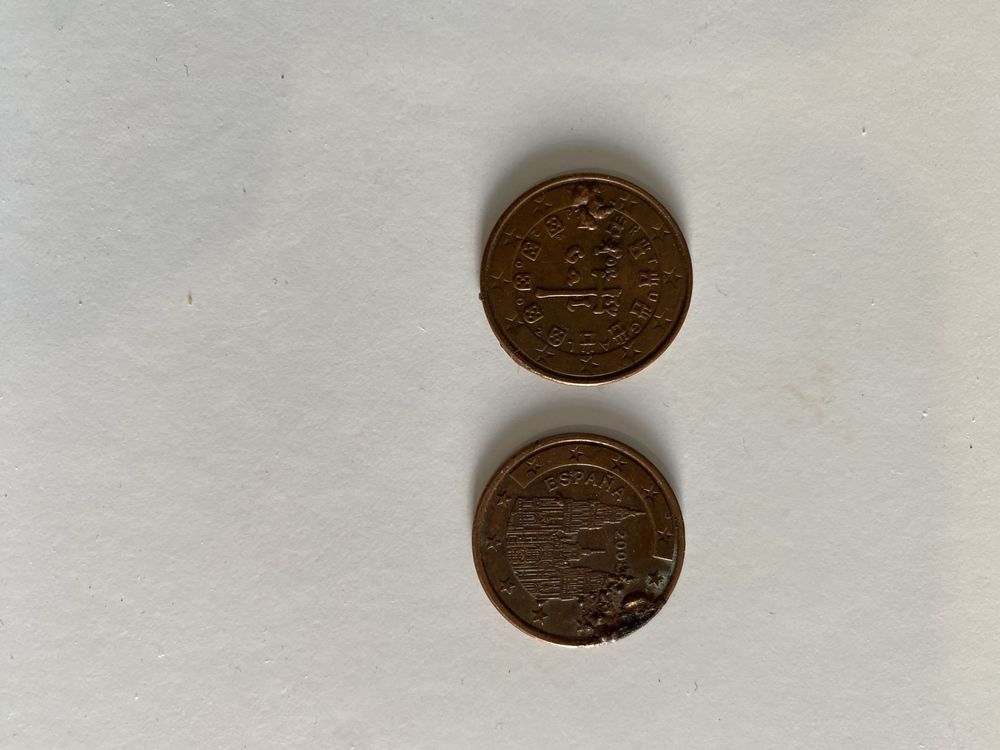 Conjunto de 2 moedas de 0,05€ com defeito - excesso de material