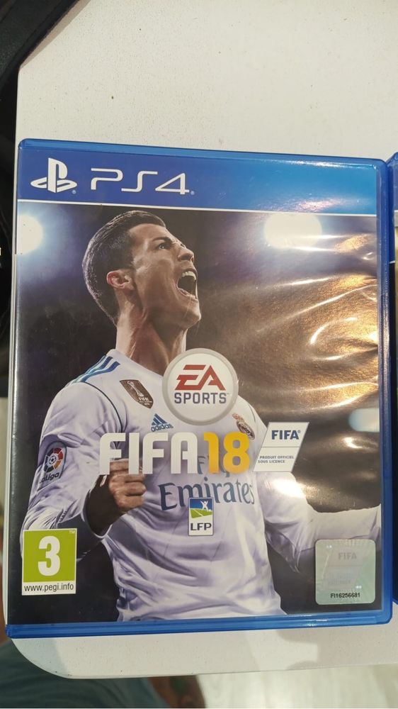 Ps4 500gb 2 comando e jogos