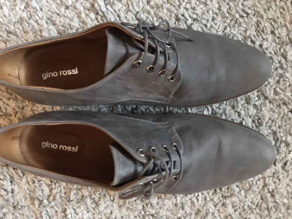 Buty damskie Gino Rossi nieużywane roz. 39