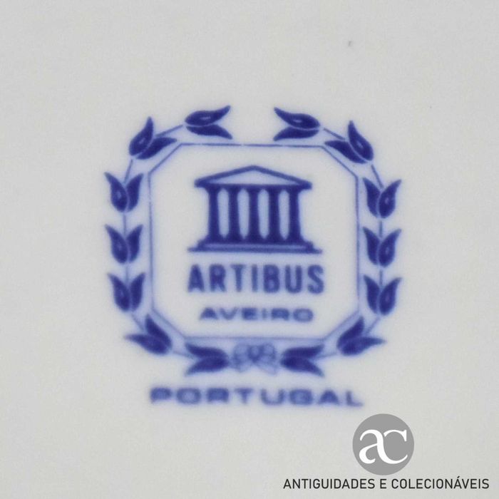 Pote sextavado com tampa porcelana Artibus