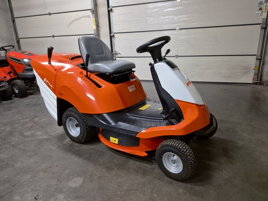 Kosiarka traktorek viking stihl  RT4082