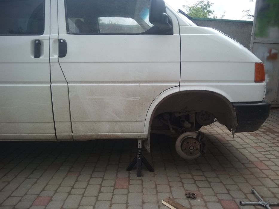 Підставка під авто