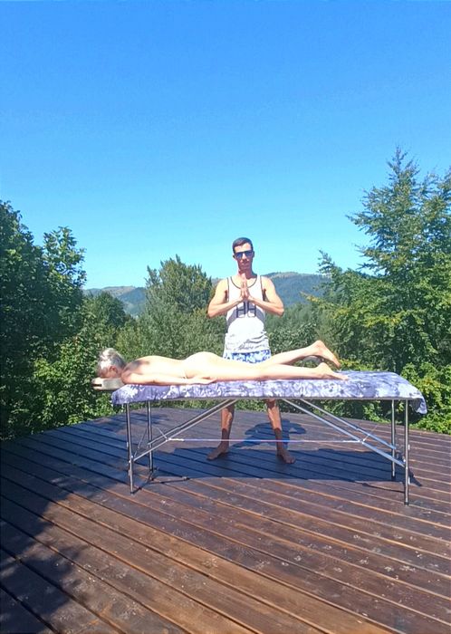 Массаж возле м. Дарница