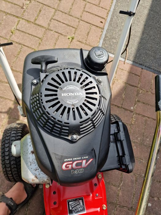 Zamiatarka Szczotka, pług spalinowa tk17