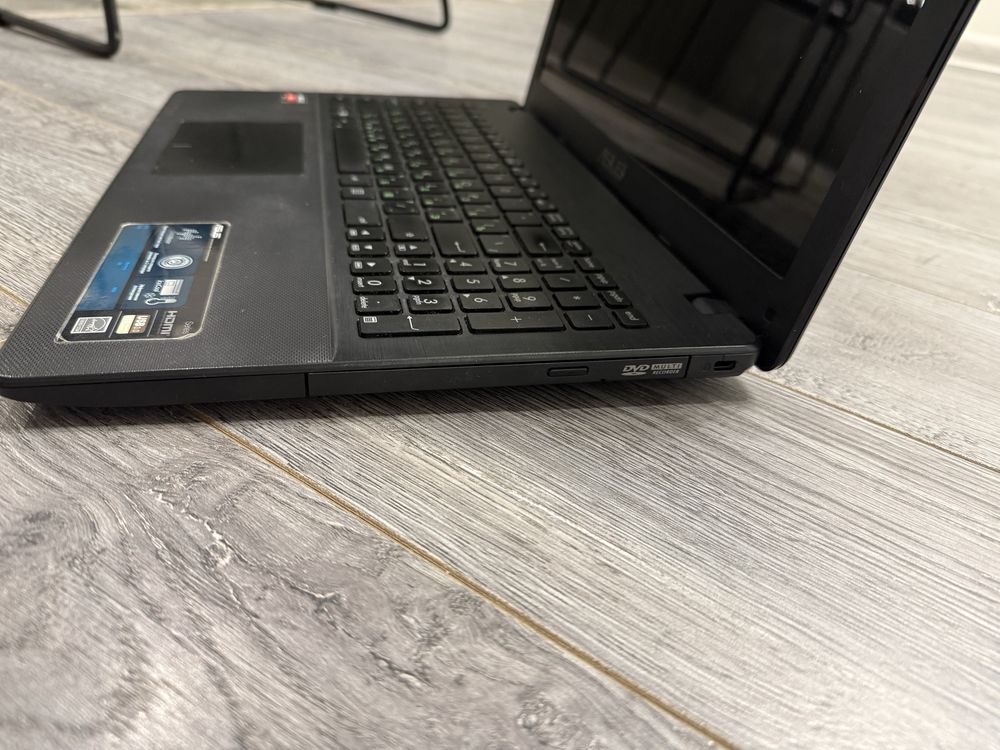 Продам ноутбук «Asus»