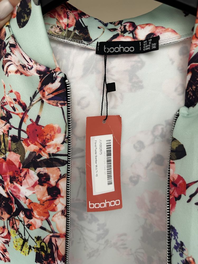 Бомбер новий Boohoo