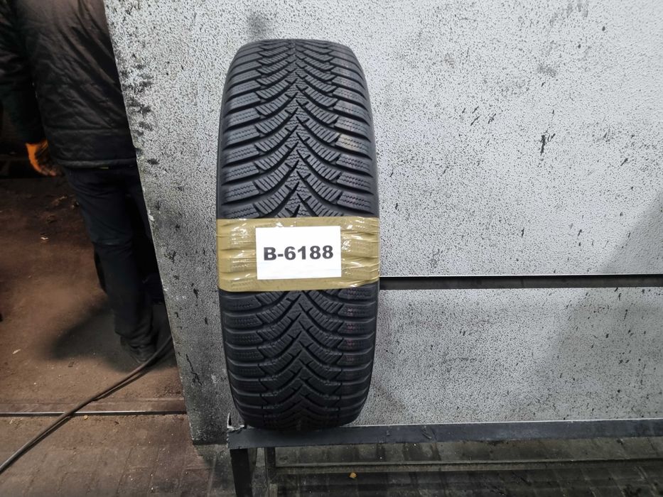 215/65/16 98H Hankook Winter Icept Rs2 Dot.2520R