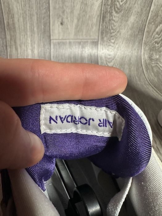 Кросівки Nike Air Jordan 4 Retro Metallic Purple