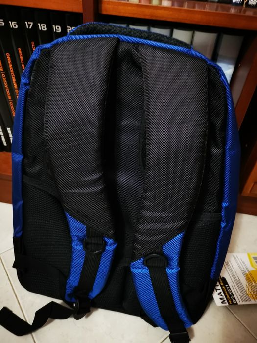 Mochila escolar e para portatil