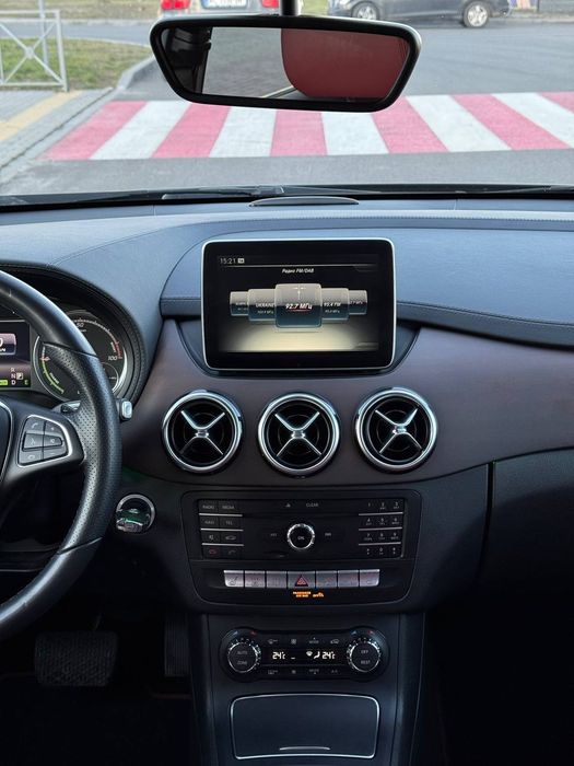 Mercedes-Benz electric