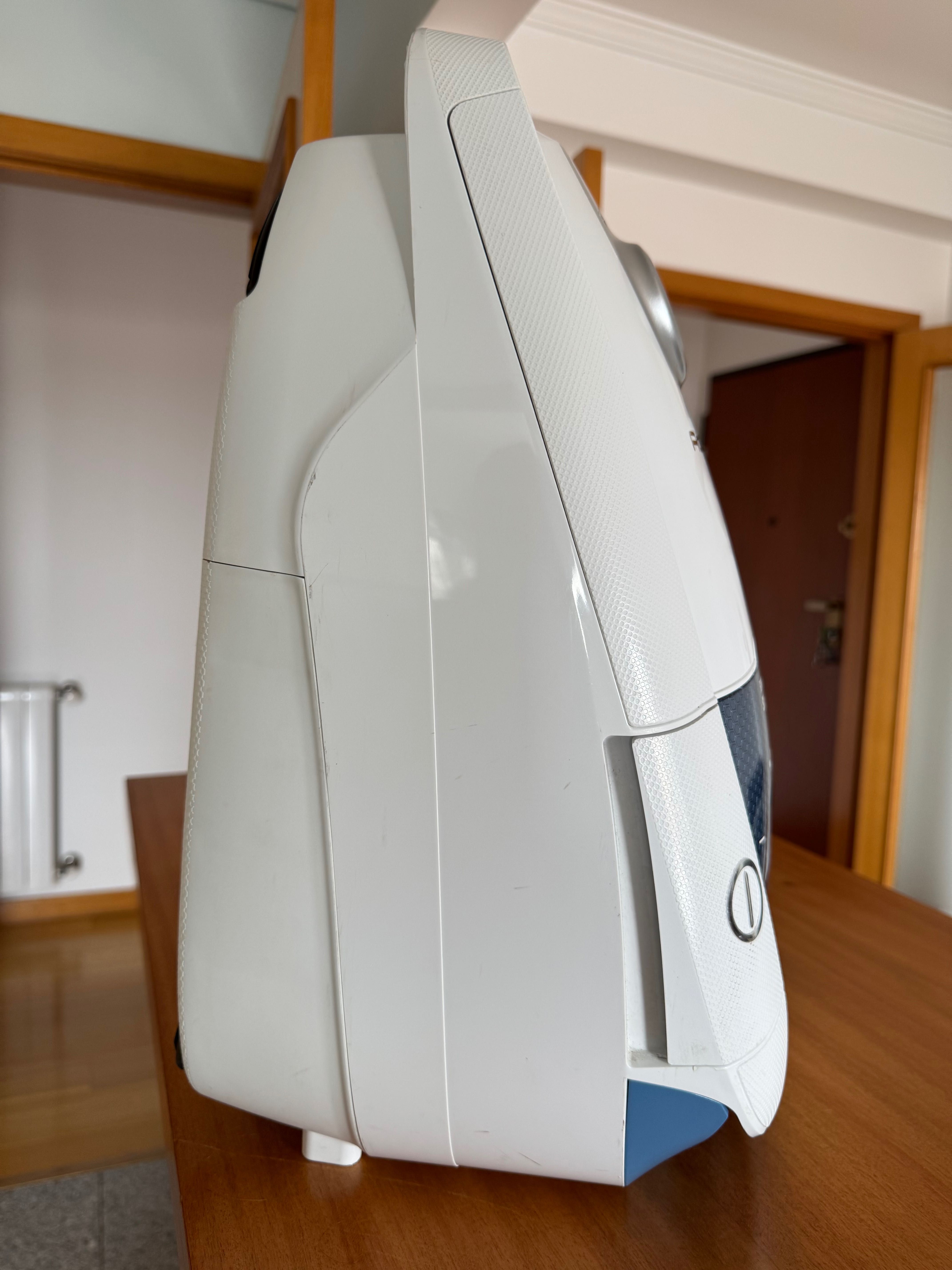 Aspirador com Saco ROWENTA RO7747EA Silence Force