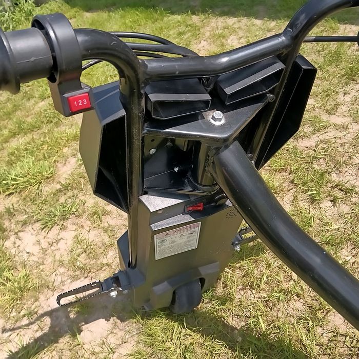 Jeździk dziecięcy elektryczny