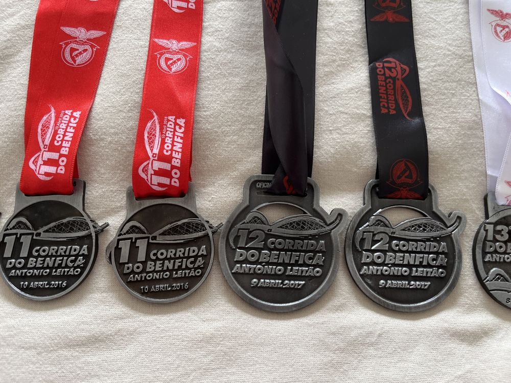 Conjunto 9 medalhas Corrida do Benfica António Leitão