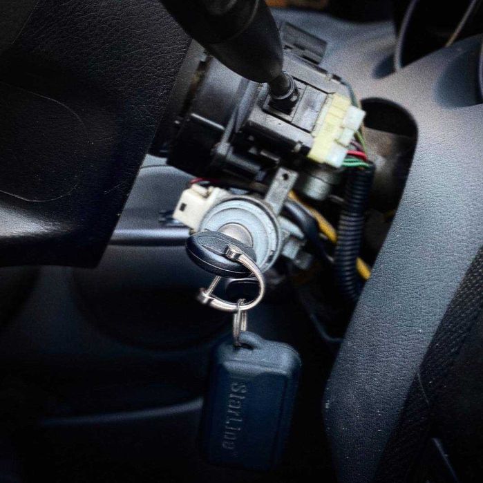 Ремонт замків запалення, дверей, бардачка, бензобака для авто та мото