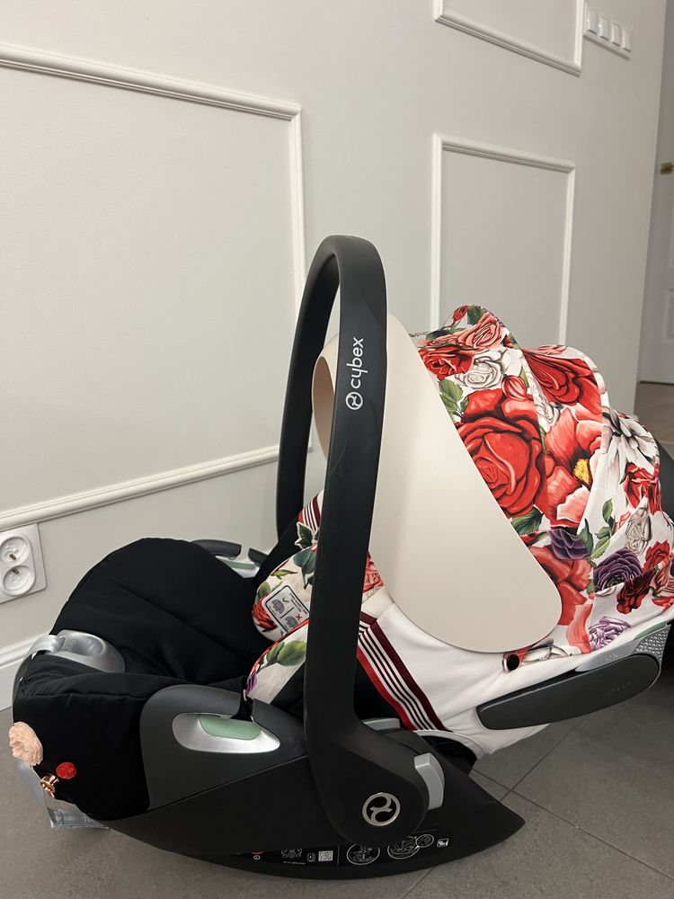 CYBEX CLOUD T i-Size fotelik z bazą obrotową Isofix
