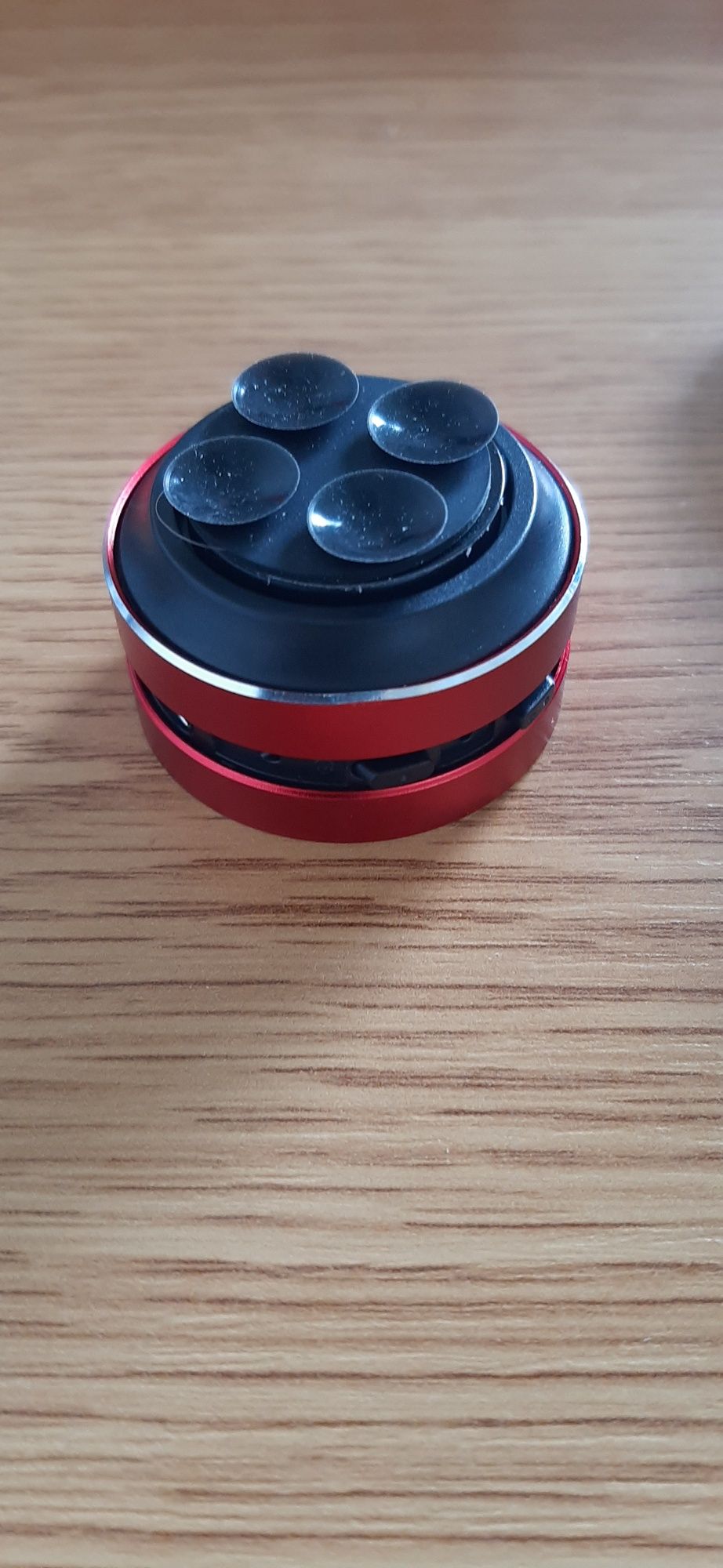 Głośnik bluetooth . Hit z tik toka.