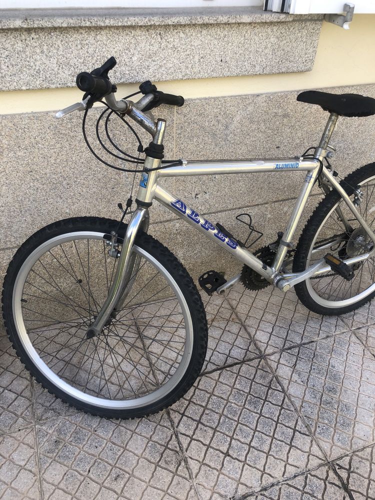 Bicicleta aluminio roda 26