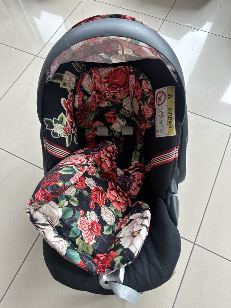 Fotelik CYBEX Spring Bloosom Dark