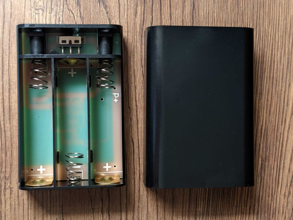 ДБЖ / ИБП / УПС / Повербанк для роутера miniUPS / мини бесперебойник