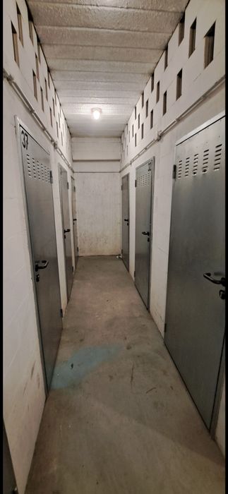 Piwnica, komórka lokatorska,  schowek, self storage