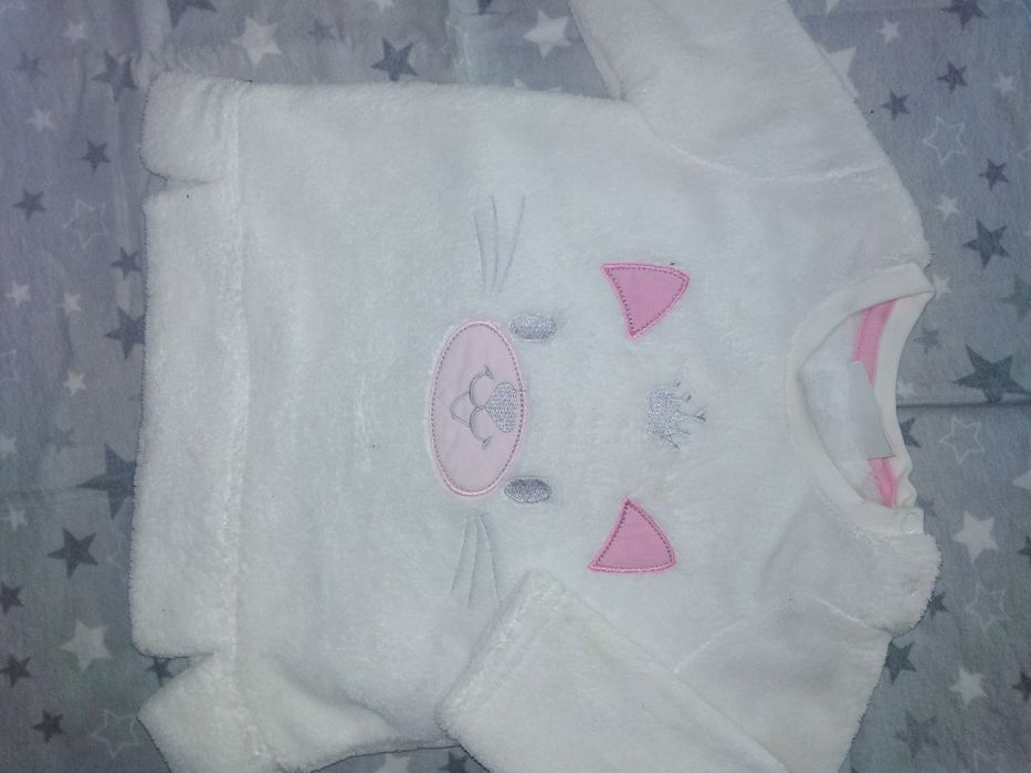 Bluza biała polarek dla dziewczynki rozm 80, 74roz pozost