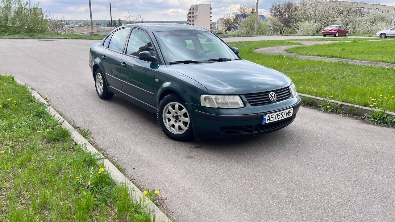 VW PASSAT 1.6 бенз/газ