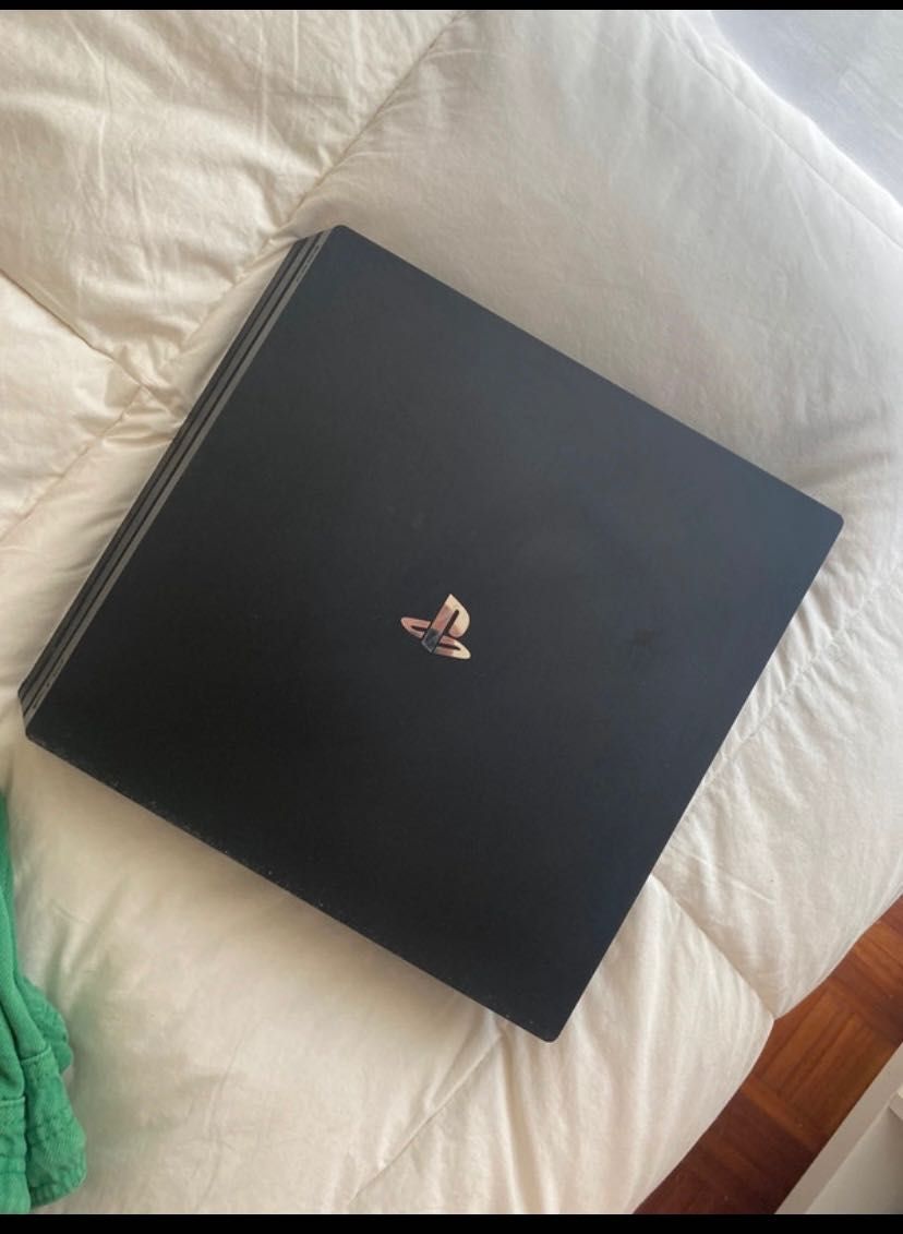 PlayStation 4 1tb