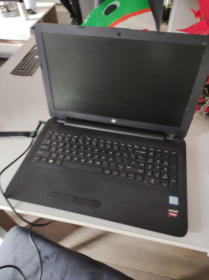 laptop HP  i5-6200 SSD