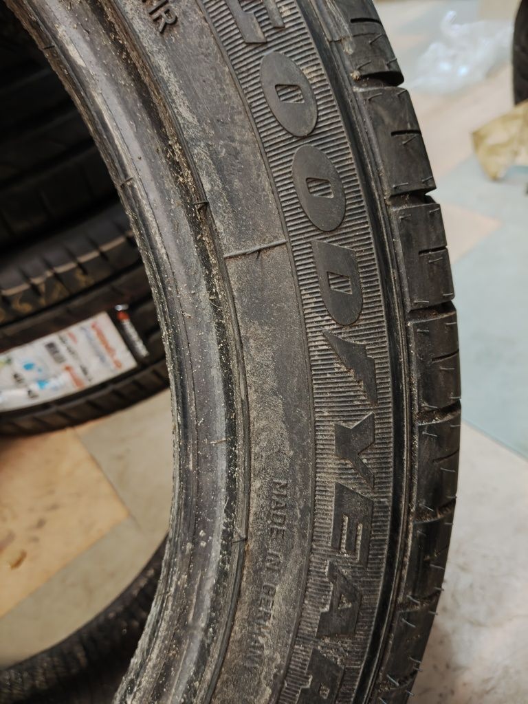 Opona 245/45/19 Goodyear