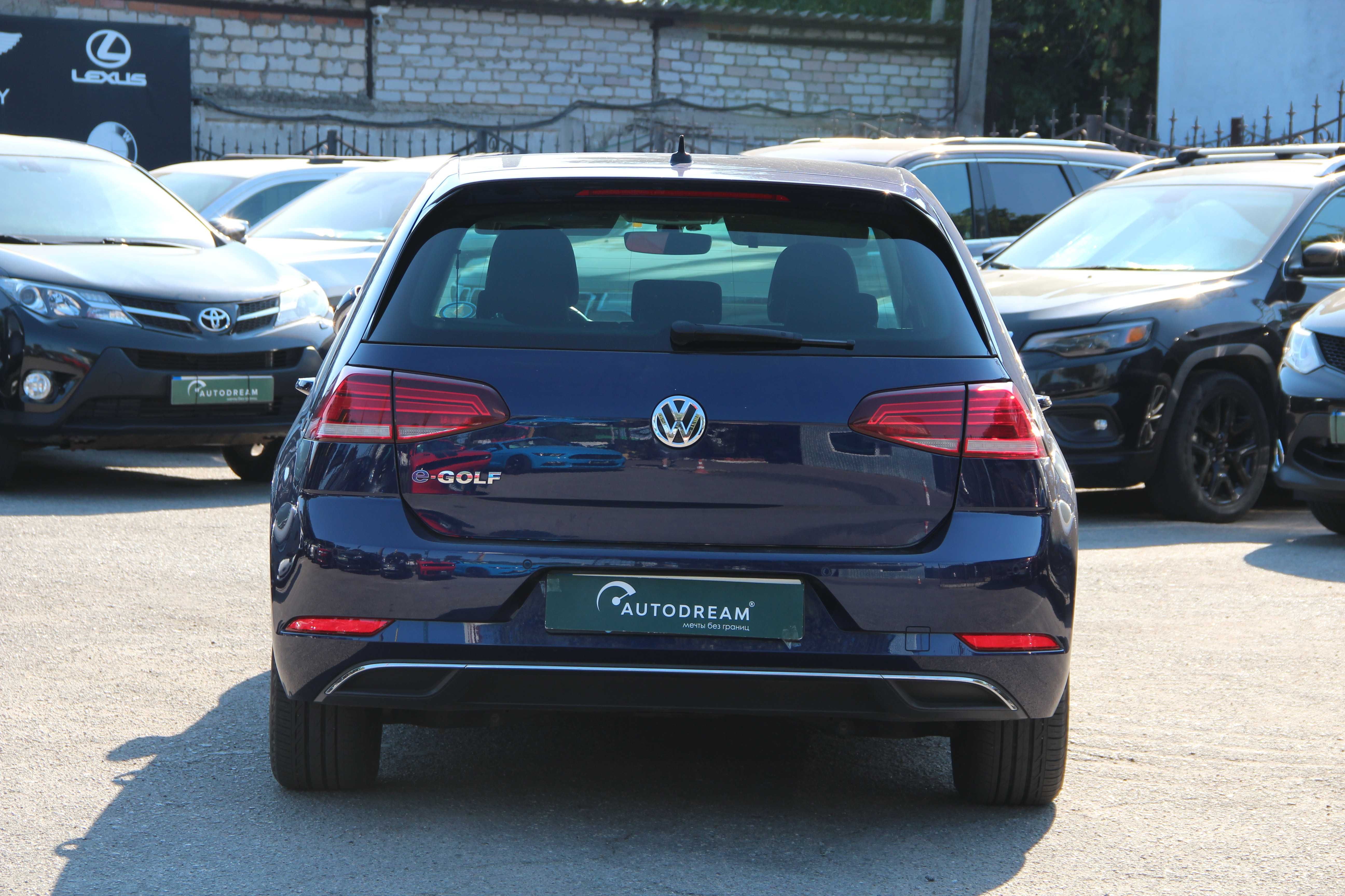 Volkswagen e-Golf Electro, фольтсваген е-гольф 2017 г.