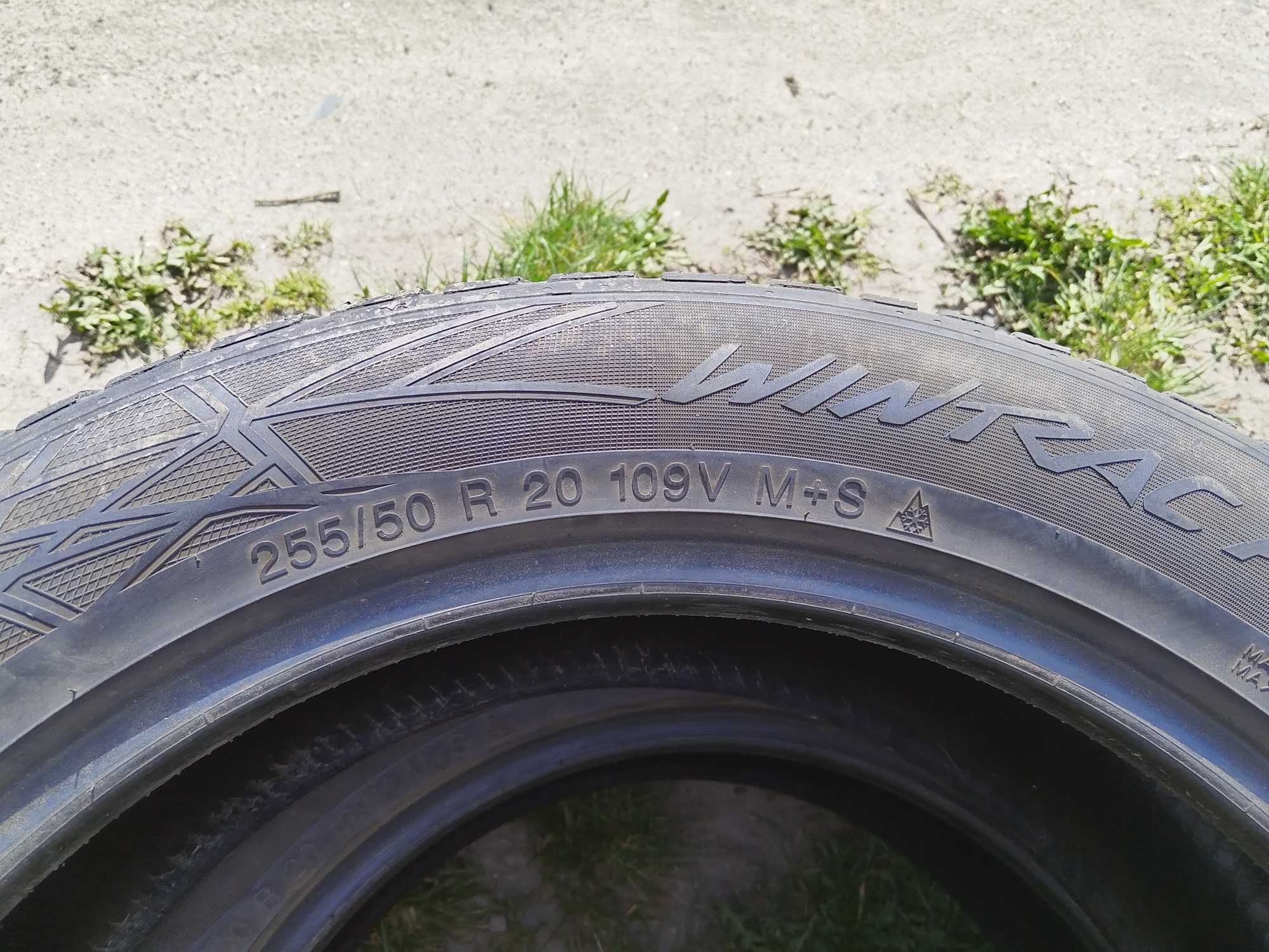 Opony zimowe Vredestein 255/50R20 2szt.