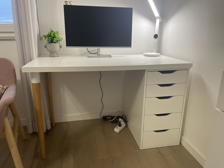 Vendo secretaria ikea em otimo estado