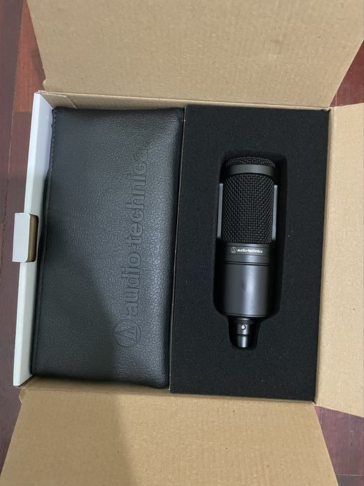 Audio-Technica AT2020 Microfone condensador