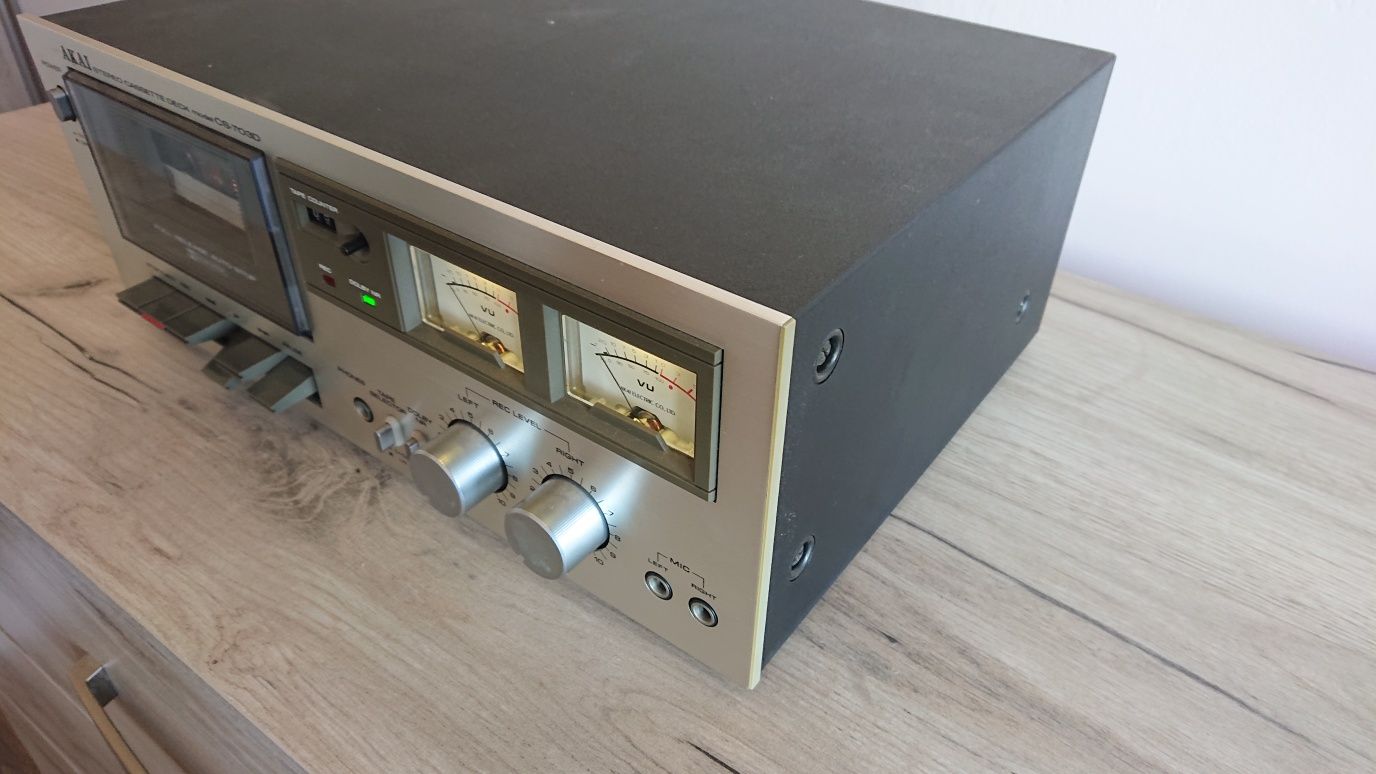 Magnetofon Akai CS - 703d z lat 70.