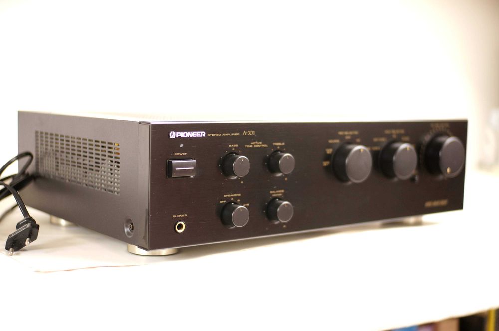 Wzmacniacz Pioneer A-301- 75W - 9 kg wagi (Made in Japan)