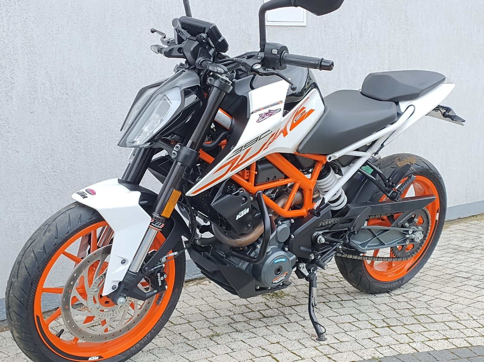 KTM DUKE 390 ABS 32 kw kat. A2 Przebieg 4 tys.