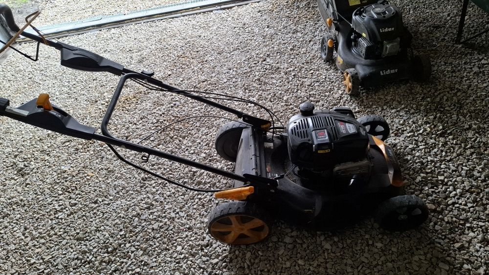 Kosiarka z elektrycznym rozruszniem