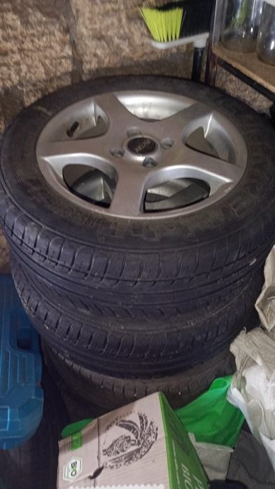 Продам колеса з літньой ризиной