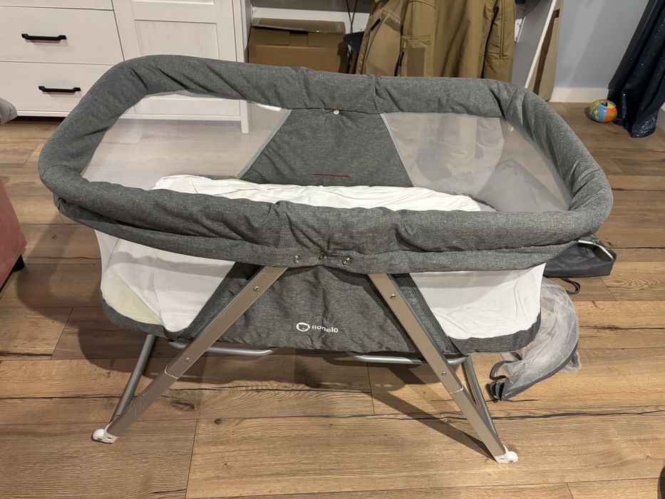 Małe łóżeczko turystyczne Lionelo Vera