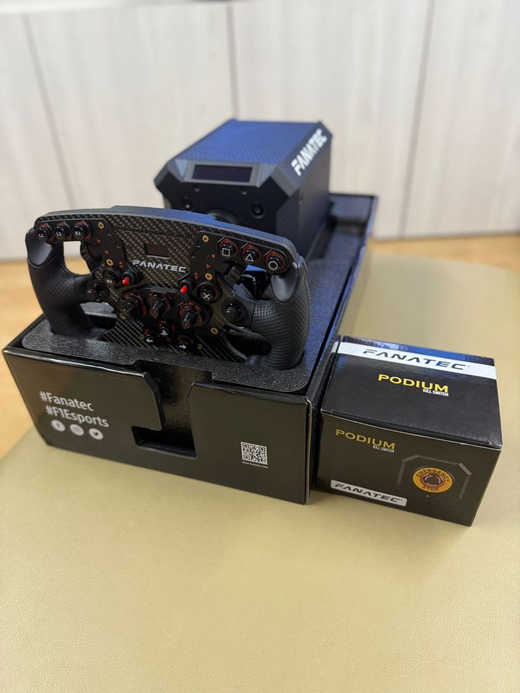 Fanatec podium  (PS4/PS5] QR2