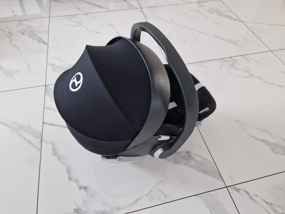 Nosidełko Cybex + adaptery
