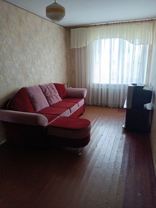 Продам квартиру 3-х кімнатну вул.І.Богуна 2/5інкерман, 60м2