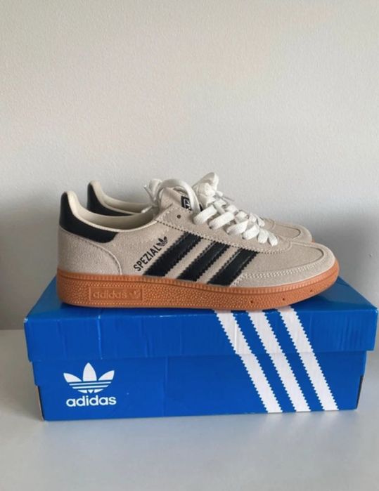 adidas spezial bege