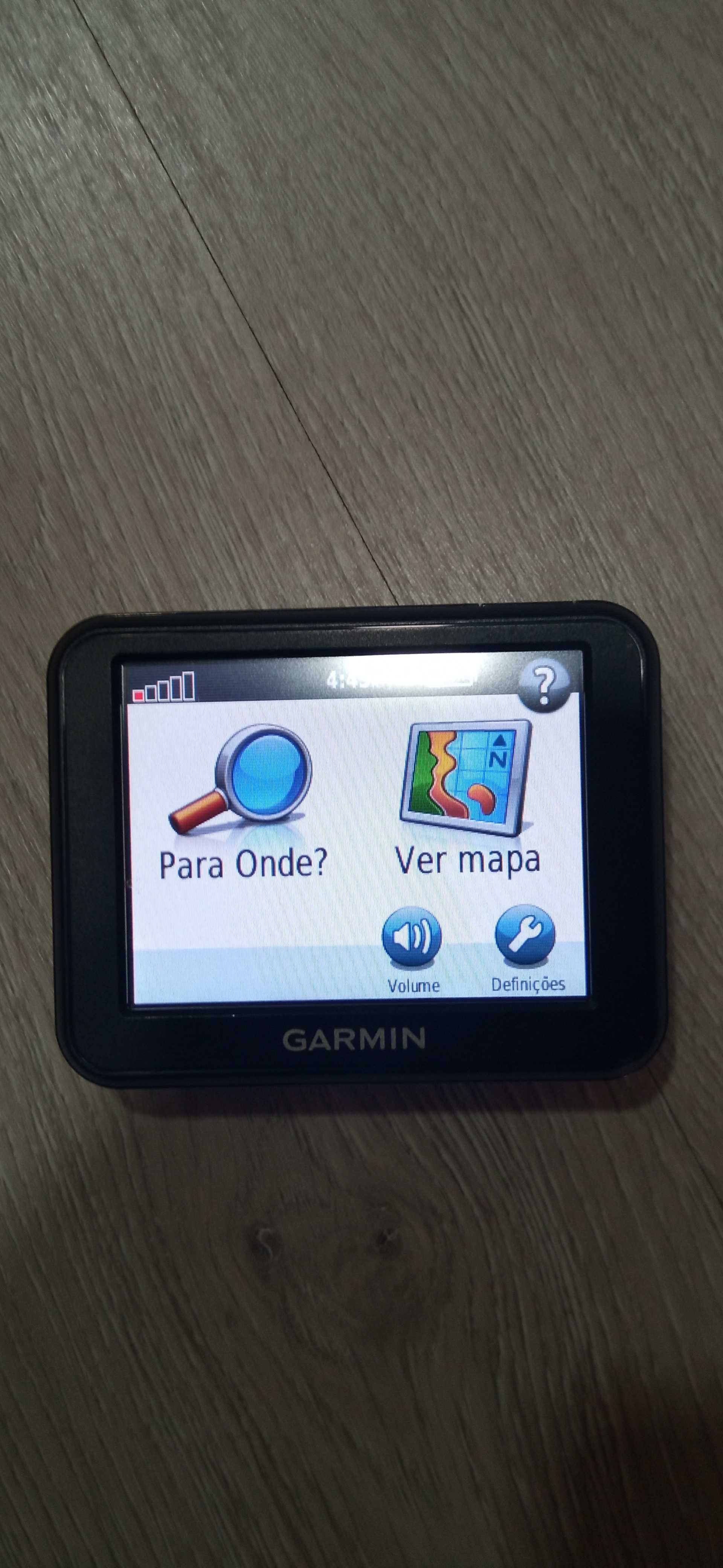 Vendo G P S Garmin Nuvi em muito bom estado e a funcionar