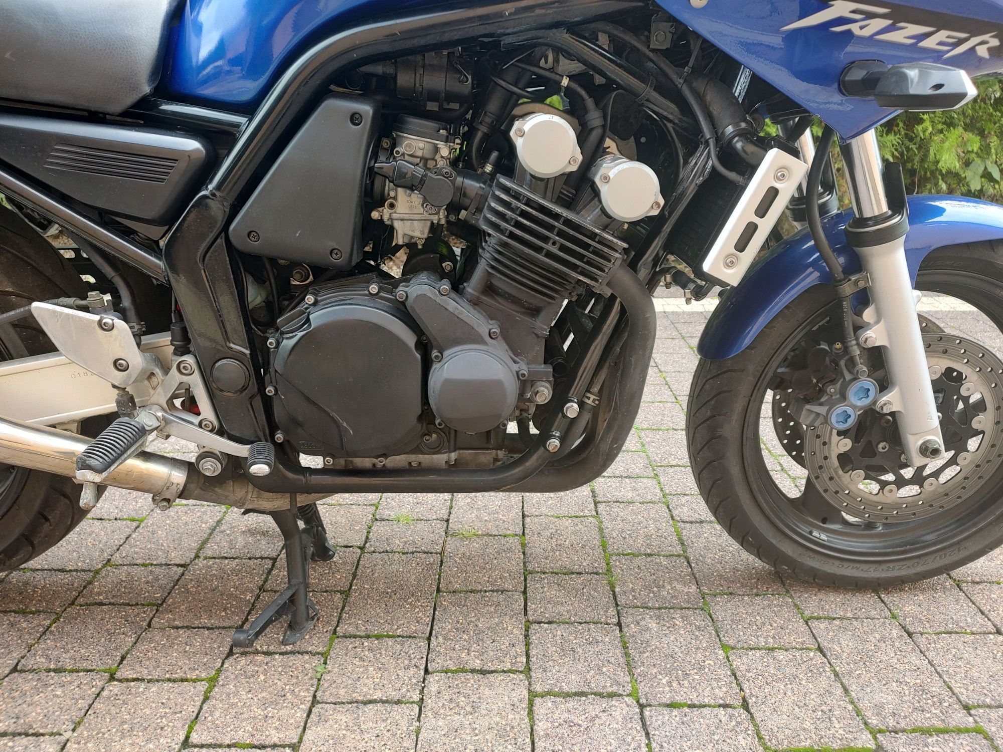 Yamaha Fazer 600