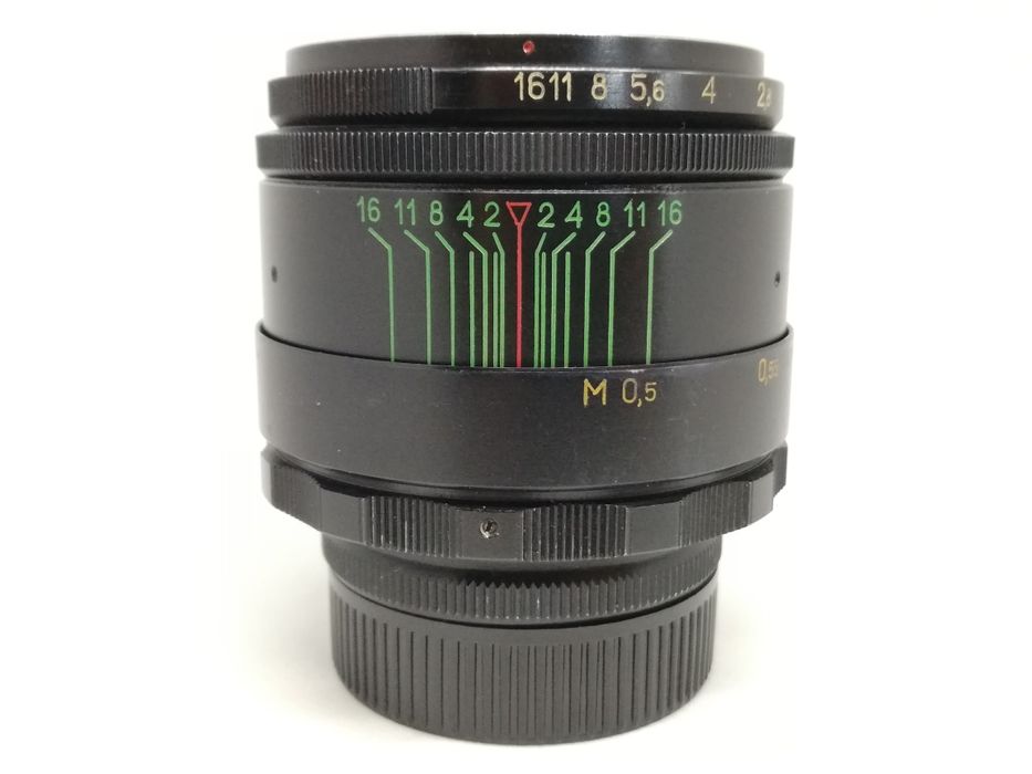 Helios-44-2 58mm 2.0 M42 (Swirly bokeh)