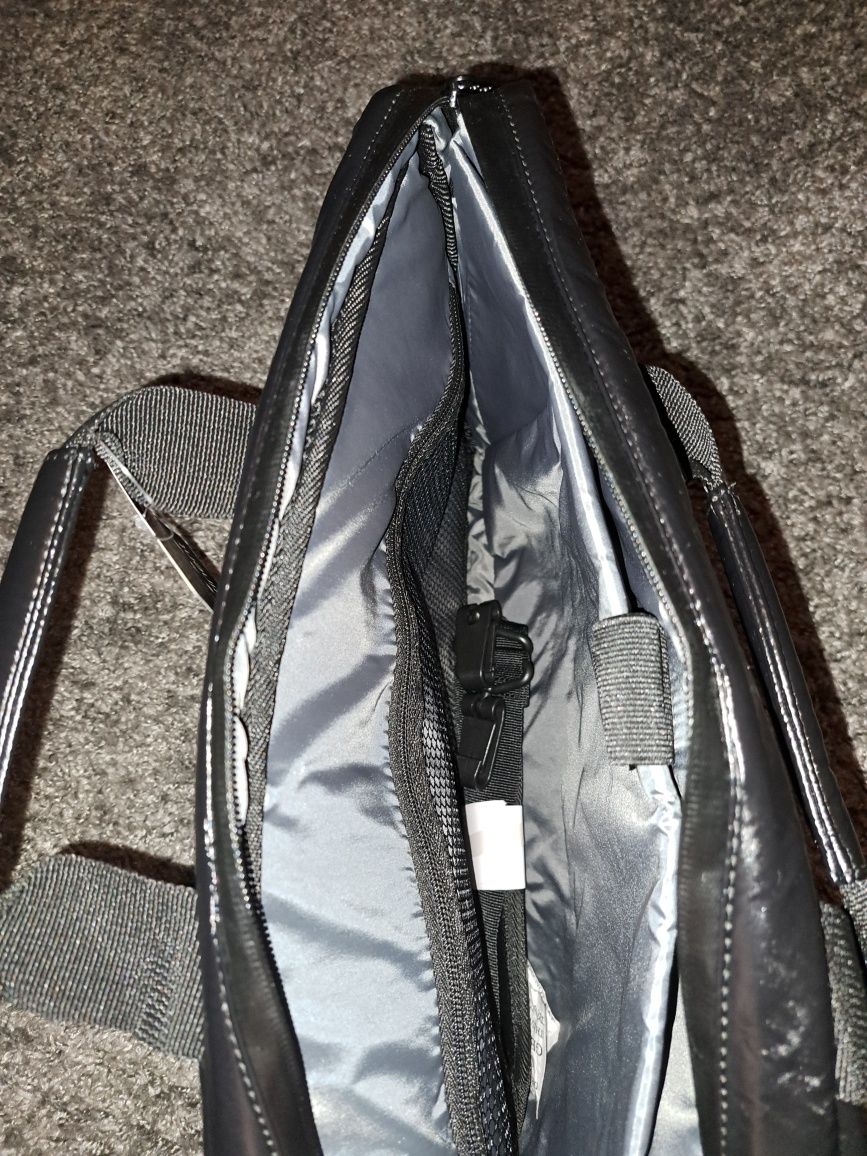 Torba na laptopa 15,6" damska śliczna czarna błysk