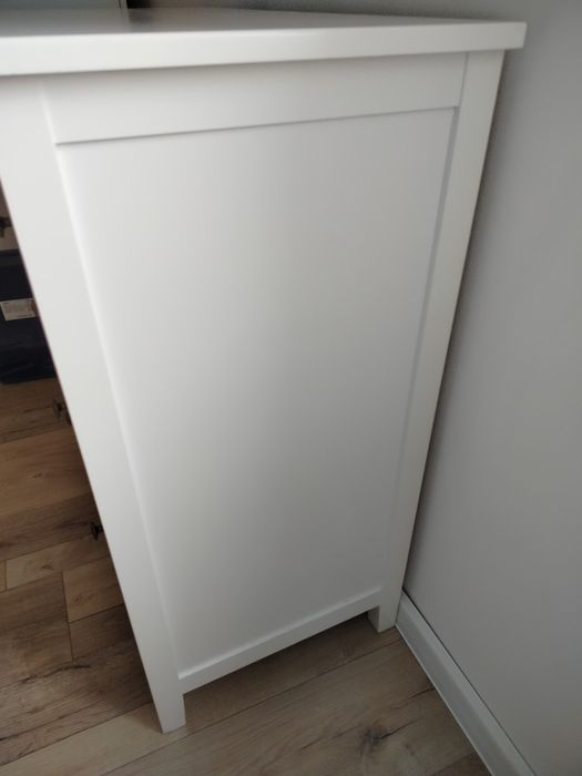 TCZEW Biała komoda szuflady