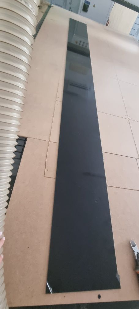 Dibond kompozyt skrawki 27cmx300 cm ok 20 szt